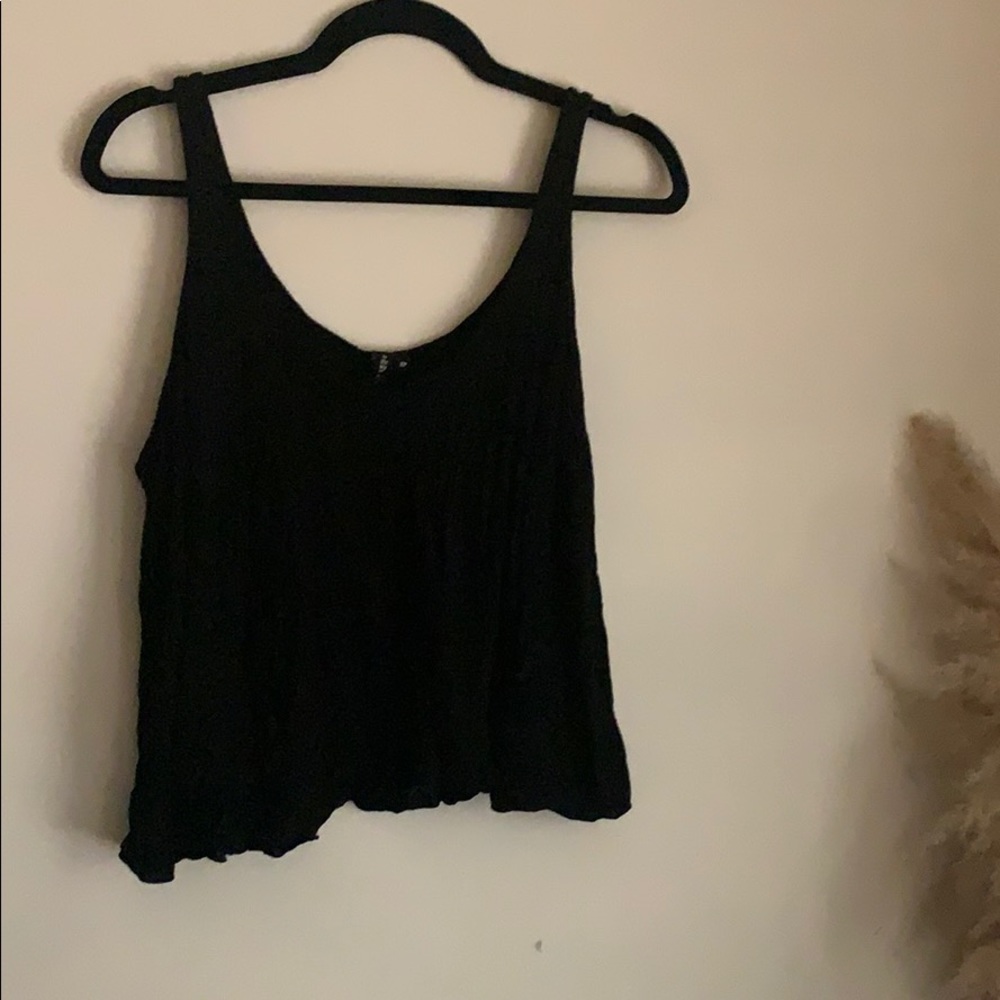 Flowy crop tank
